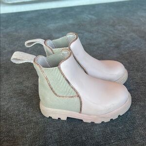 Native Shoes Cream and Tan Boots with Durable Sole